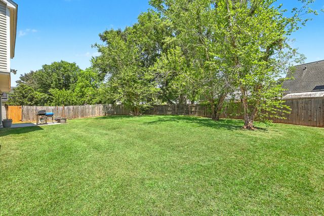 2466 Calamari Court, North Charleston, SC 29406