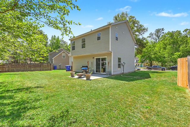 2466 Calamari Court, North Charleston, SC 29406