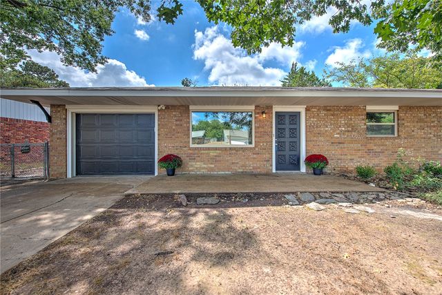 2505 Toni Avenue, Springdale, AR 72762