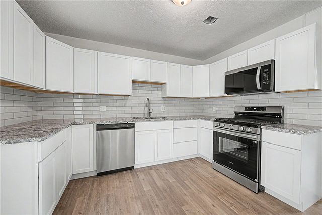2505 Toni Avenue, Springdale, AR 72762