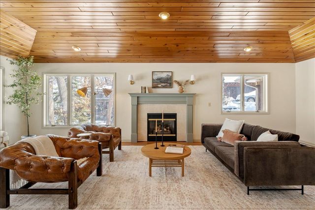 8681 144th Street Court, Apple Valley, MN 55124