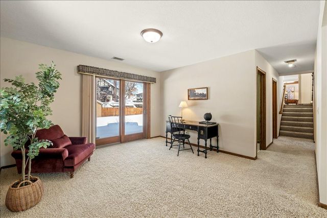 8681 144th Street Court, Apple Valley, MN 55124