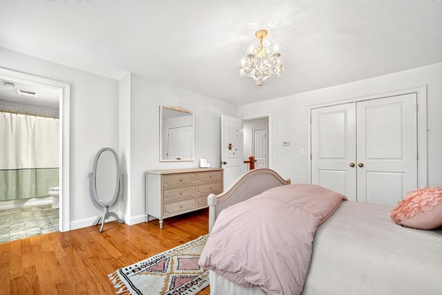 313 Garfield Rd, Concord, MA 01742