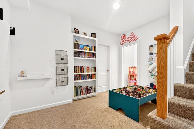 313 Garfield Rd, Concord, MA 01742