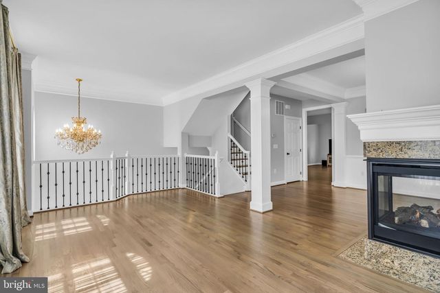25241 BEACH PL, Chantilly, VA 20152