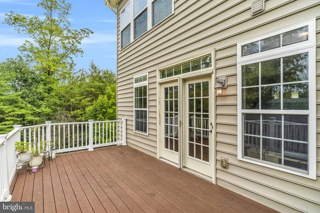 25241 BEACH PL, Chantilly, VA 20152