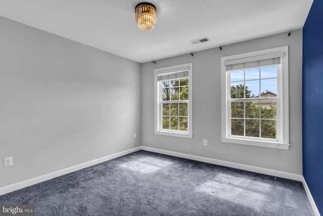 25241 BEACH PL, Chantilly, VA 20152