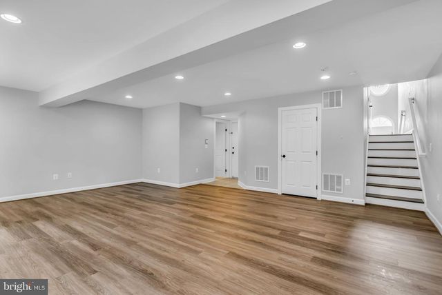 25241 BEACH PL, Chantilly, VA 20152