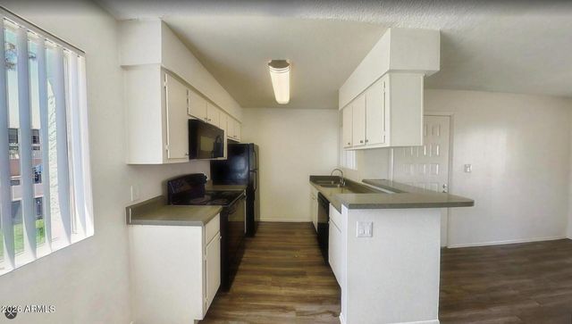 950 N GILBERT Road 1A, Gilbert, AZ 85234