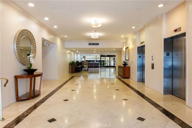 600 W 9th 811, Los Angeles, CA 90015