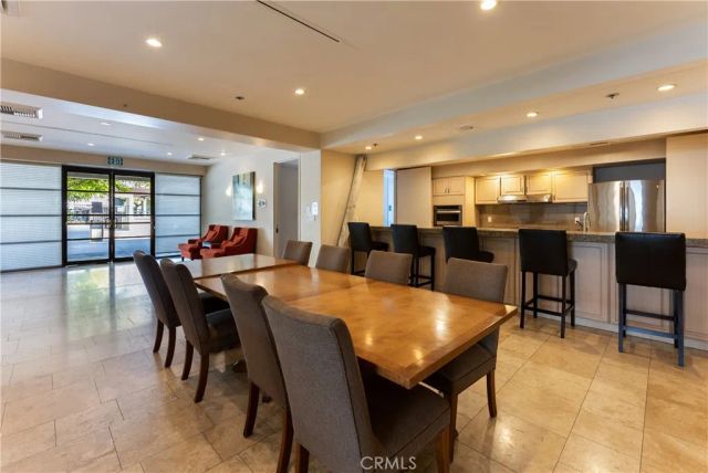 600 W 9th 811, Los Angeles, CA 90015