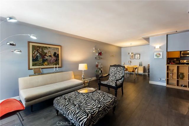 600 W 9th 811, Los Angeles, CA 90015