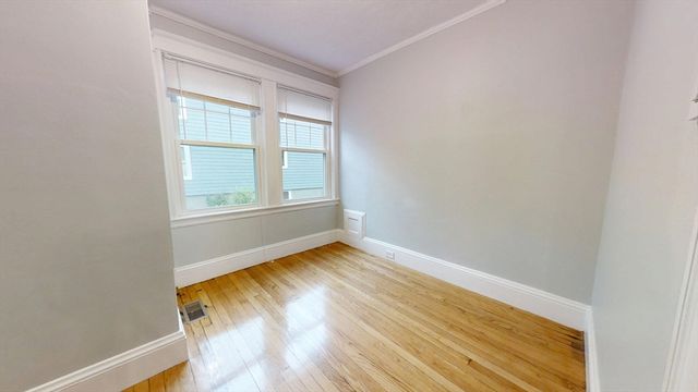 28 Hibbard 1, Newton, MA 02458