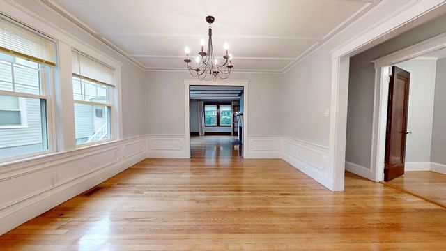 28 Hibbard 1, Newton, MA 02458