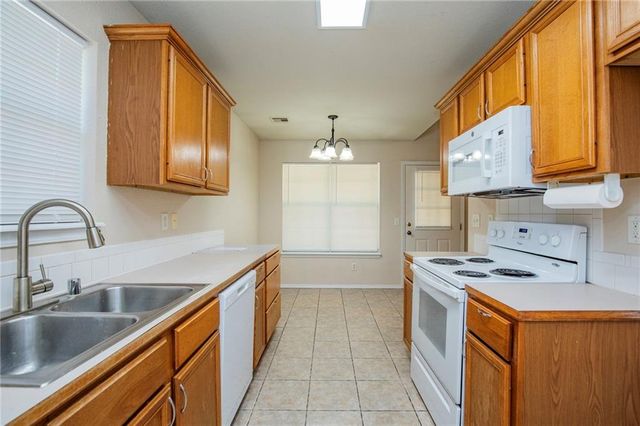 615 Bliss Circle, Centerton, AR 72719