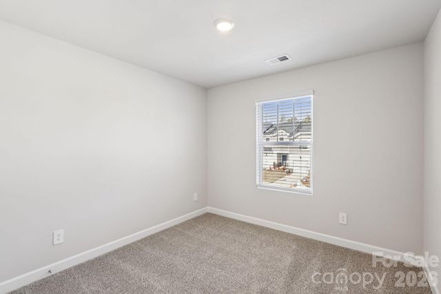 9008 Foggy Brook Loop, Charlotte, NC 28216