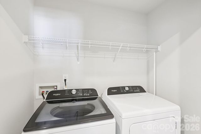 9008 Foggy Brook Loop, Charlotte, NC 28216