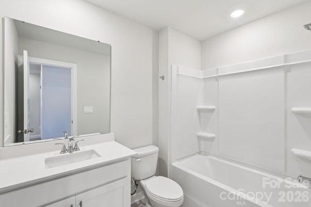 9008 Foggy Brook Loop, Charlotte, NC 28216