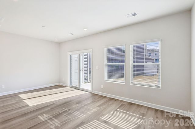 9008 Foggy Brook Loop, Charlotte, NC 28216