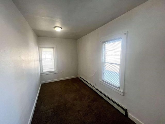 618 N BAIRD STREET, Green Bay, WI 54302