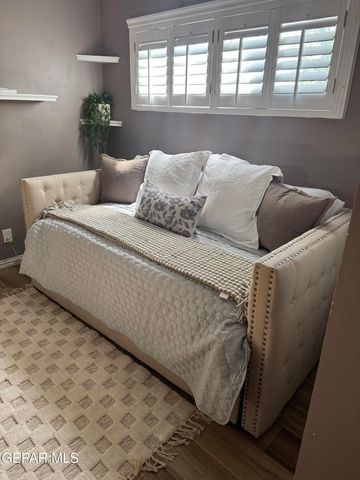 8104 Parkland Drive, El Paso, TX 79925