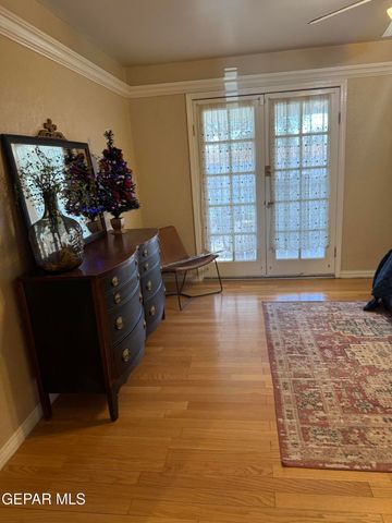 8104 Parkland Drive, El Paso, TX 79925