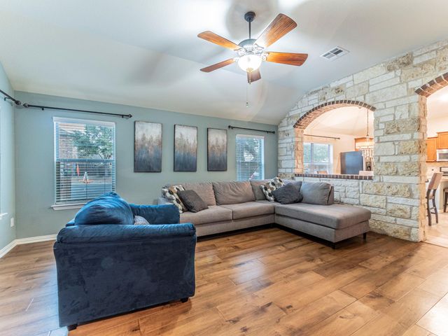1002 Boxwood LOOP, Georgetown, TX 78628