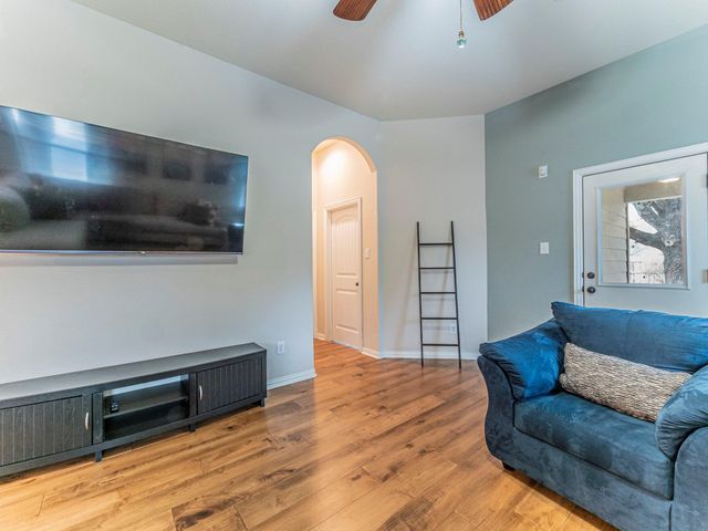 1002 Boxwood LOOP, Georgetown, TX 78628