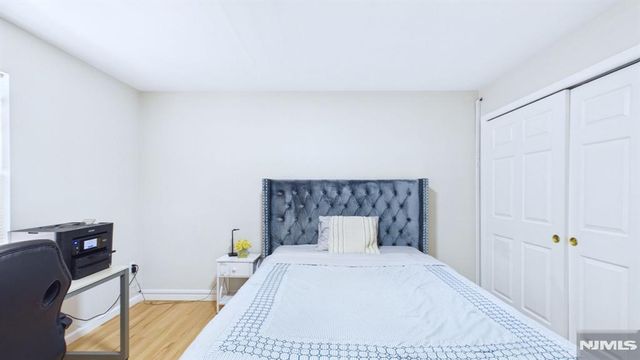 16 High Street, Elizabeth, NJ 07202