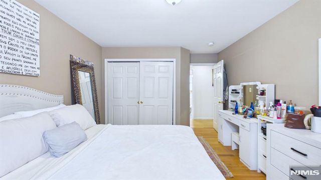 16 High Street, Elizabeth, NJ 07202