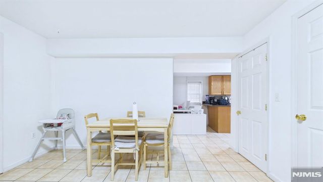 16 High Street, Elizabeth, NJ 07202