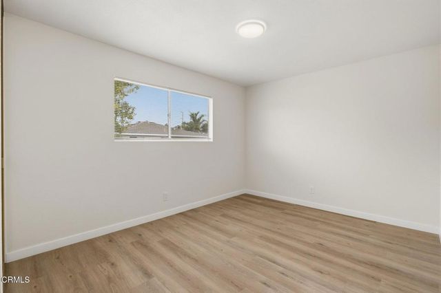 1127 Acadia Place, Ventura, CA 93003
