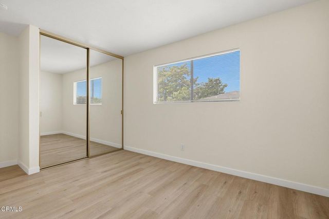 1127 Acadia Place, Ventura, CA 93003