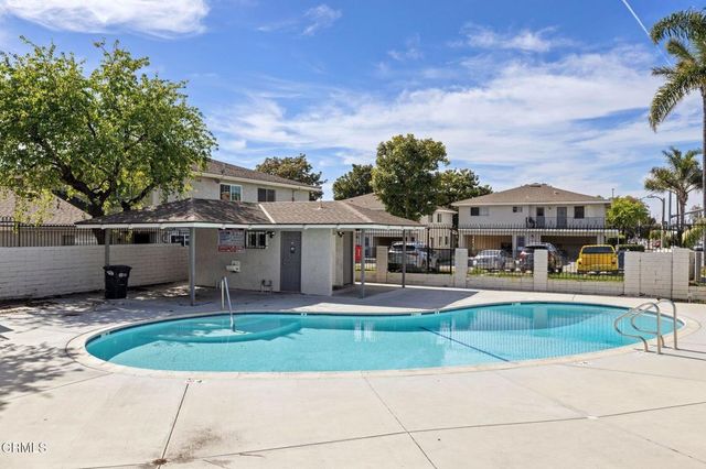 1127 Acadia Place, Ventura, CA 93003