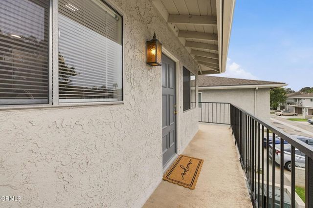 1127 Acadia Place, Ventura, CA 93003