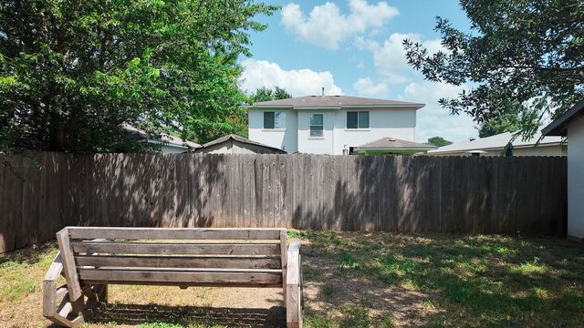 4003 Reeders DR, Austin, TX 78725