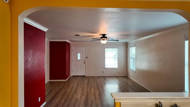4003 Reeders DR, Austin, TX 78725