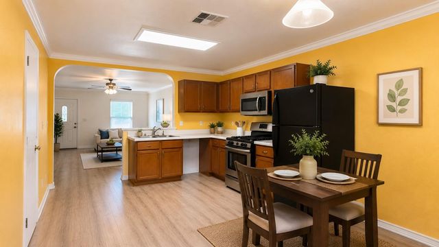 4003 Reeders DR, Austin, TX 78725