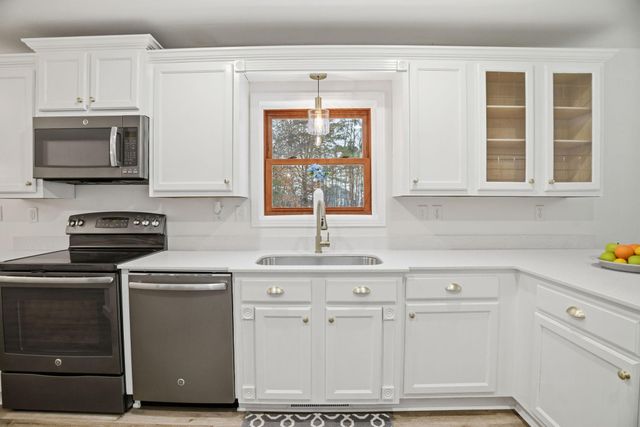 5411 Pine Lane, North Branch, MN 55056