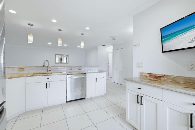 3500 EL CONQUISTADOR PARKWAY 144, Bradenton, FL 34210