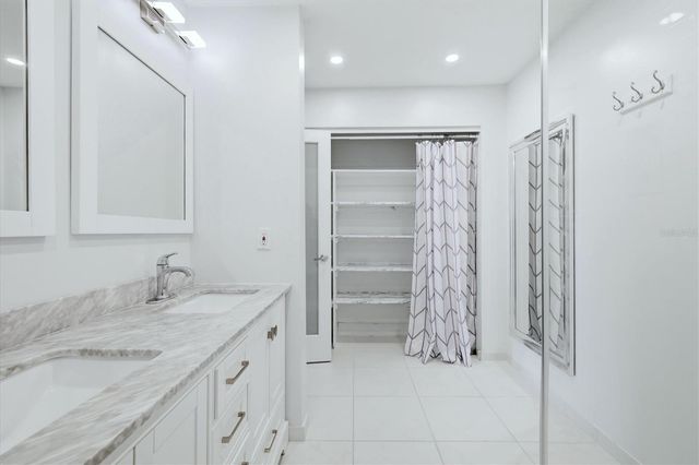 3500 EL CONQUISTADOR PARKWAY 144, Bradenton, FL 34210