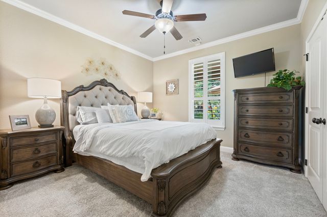 1104 Catalina Bay Boulevard, Granbury, TX 76048