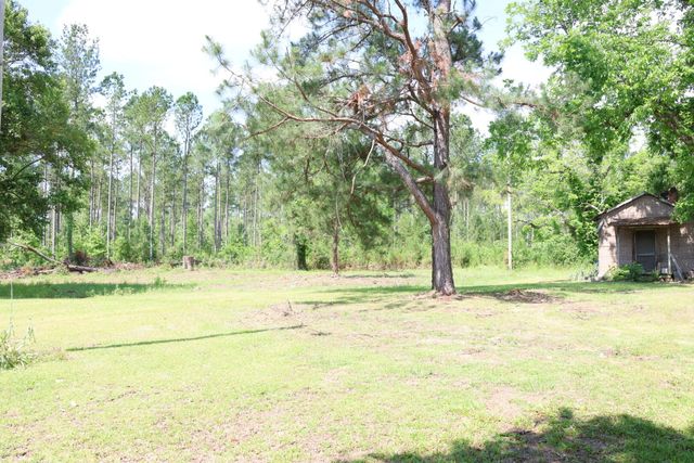 3276 Perkins Hiltonia Road, Millen, GA 30442