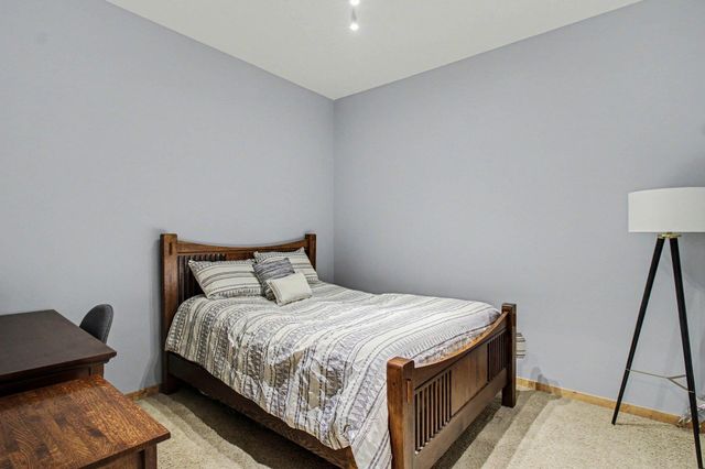 1211 Lagoon Avenue 410, Minneapolis, MN 55408