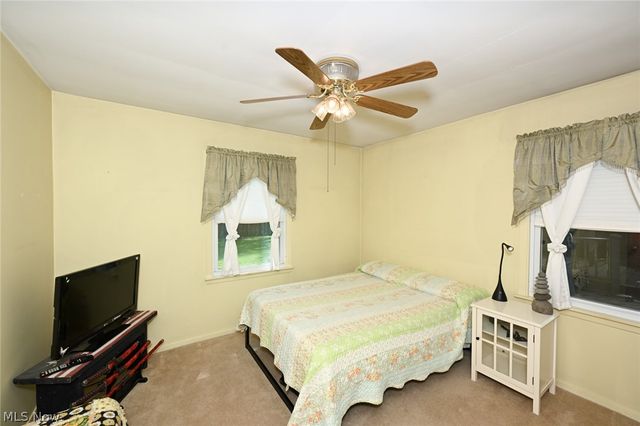 145 Edgewood Drive, Berea, OH 44017