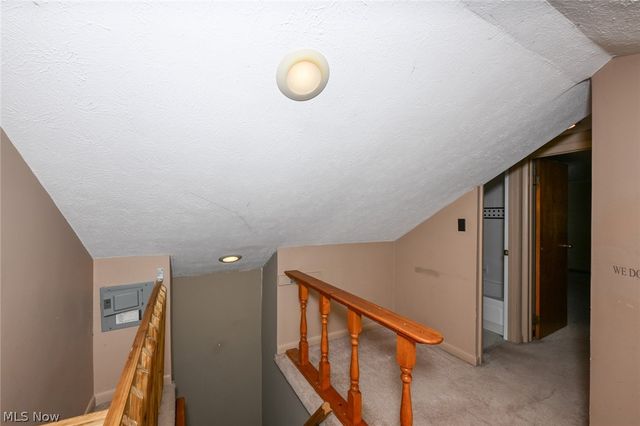 145 Edgewood Drive, Berea, OH 44017