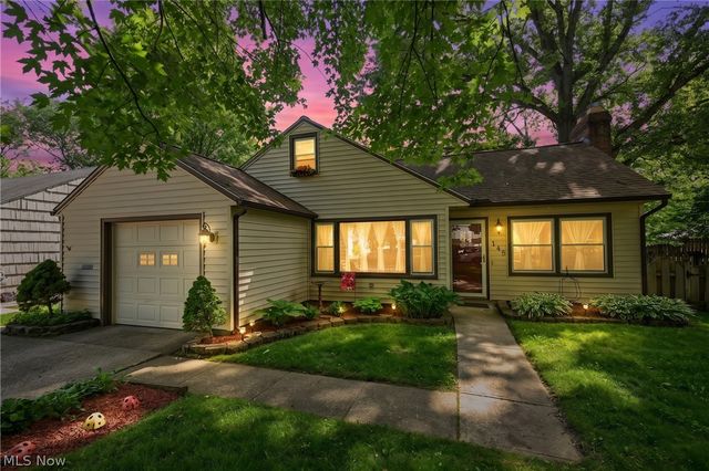 145 Edgewood Drive, Berea, OH 44017
