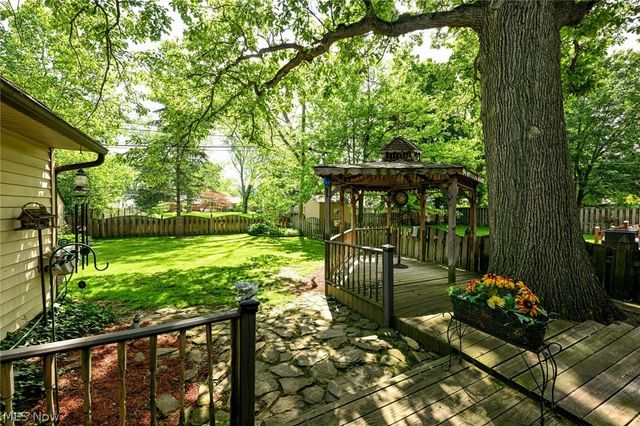 145 Edgewood Drive, Berea, OH 44017