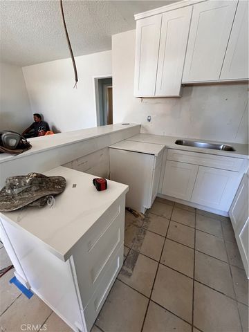 2844 Ardmore 2, South Gate, CA 90280
