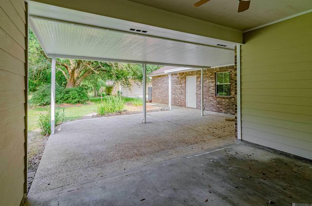 13204 Bluff Rd, Geismar, LA 70734